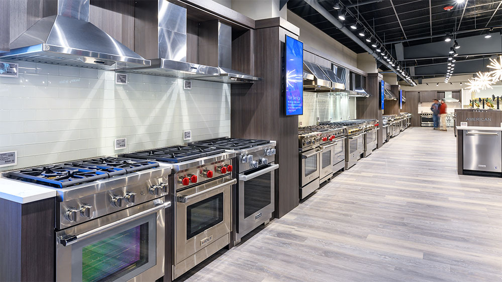 Professional-Gas-Ranges-at-Yale-Appliance-in-Hanover-1