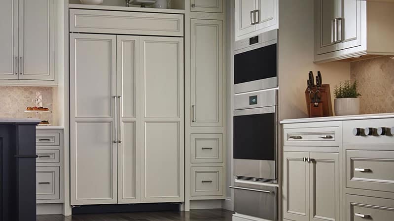 best-subzero-integrated-refrigerator-with-custom-cabinet-panels