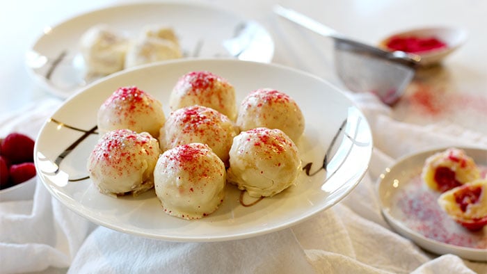 easy-holiday-dessert-white-chocolate-raspberry-truffles-using-convection-range